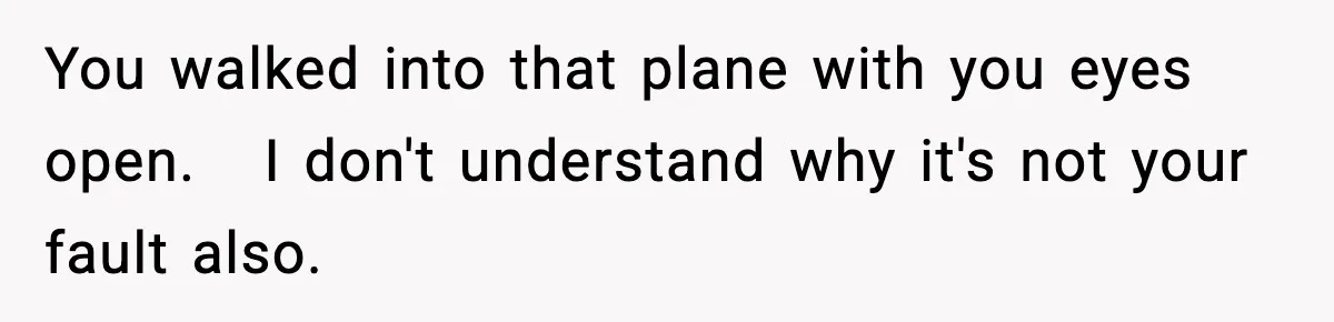 Friend Lied To Get Him On A Bachelor Trip, Then Asked Him To Pay The Bill You walked into that plane with you eyes open. I don't understand why it's not your fault also.