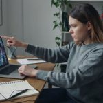 Remote Worker Refuses To Keep Her Camera On, Now Her Boss Says She’s The Office Problem