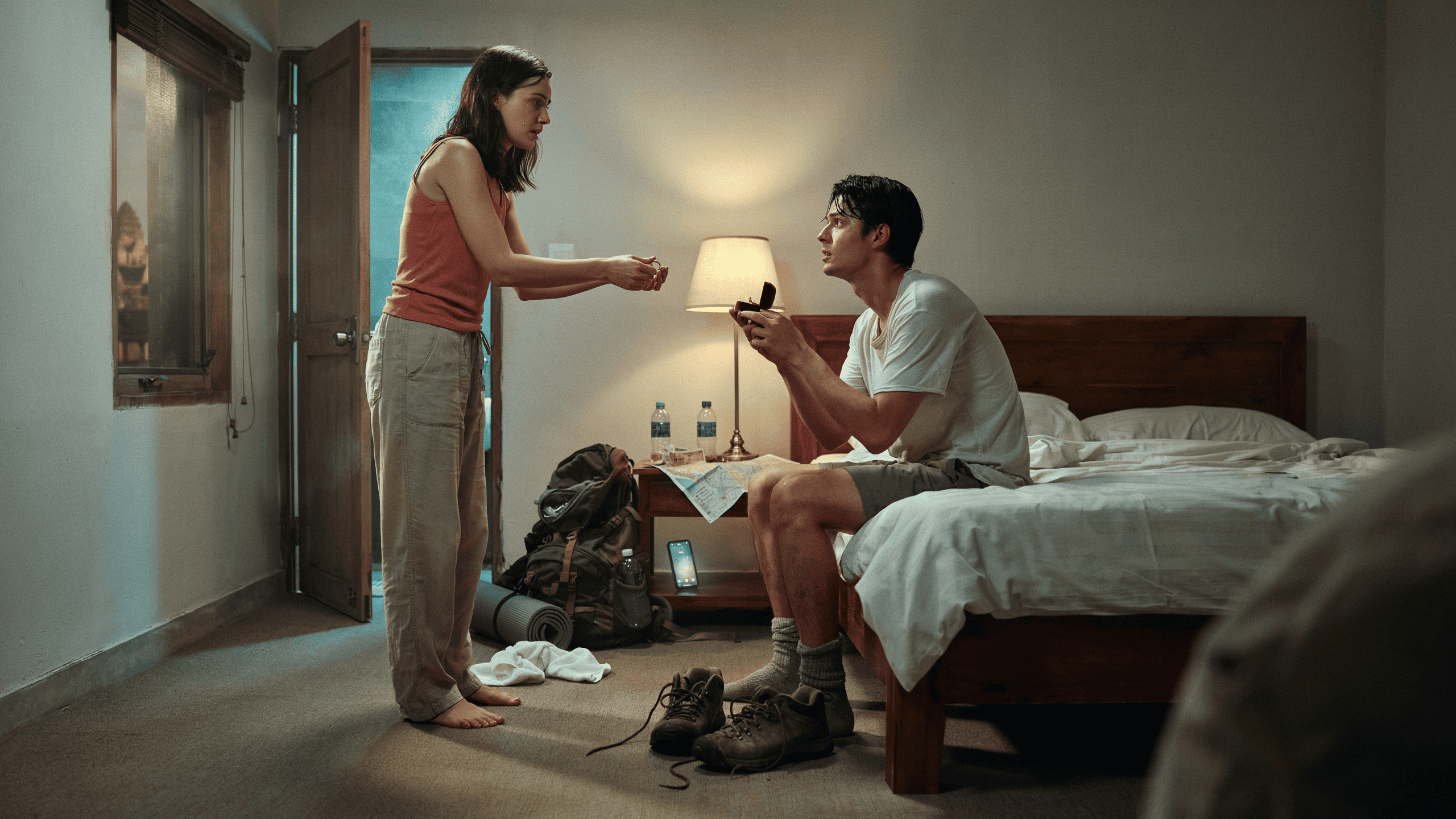 She Returned His Engagement Ring Because The Hotel Wasn’t Romantic Enough, He Wonders If Love Really Matters She Returned His Engagement Ring Because The Hotel Wasn’t Romantic Enough, He Wonders If Love Really Matters