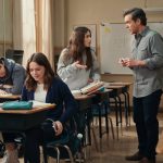 Substitute Teacher Demands A Student Turn Off Her Insulin Pump, Then Realizes She Made A Huge Mistake