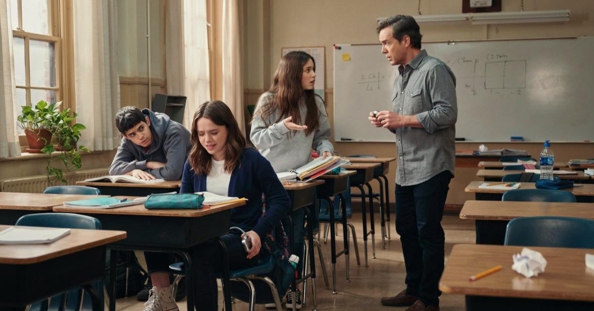 Substitute Teacher Demands A Student Turn Off Her Insulin Pump, Then Realizes She Made A Huge Mistake Substitute Teacher Demands A Student Turn Off Her Insulin Pump, Then Realizes She Made A Huge Mistake
